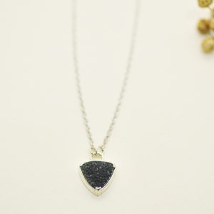 Collier Druzy triangle