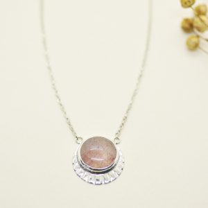 Collier Quartz shell